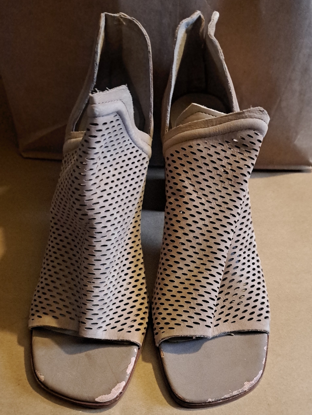 Vince Camuto Heeled Open Toe Booties: 9M